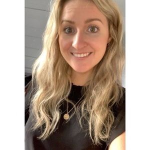 Meet your Posher, Elizabeth